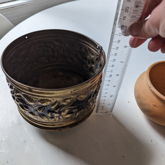 COPY - Vintage Floral Brass Plant Holder - Picture 8 of 10